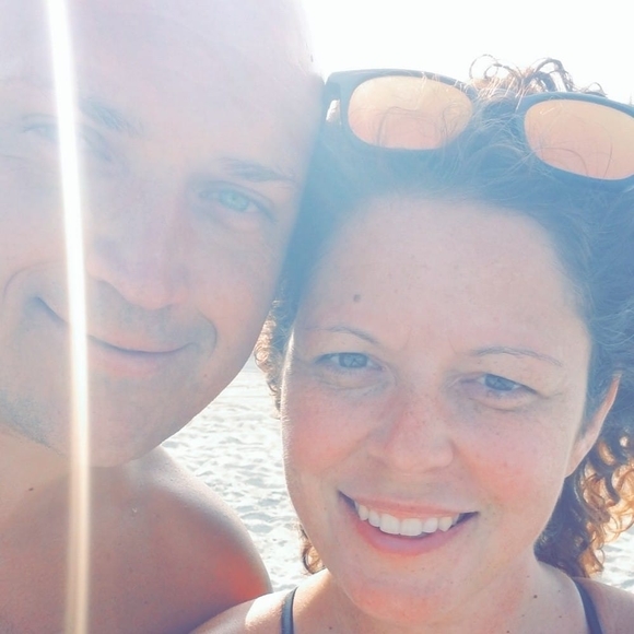 Meet your Posher, Janet - Picture 1 of 1